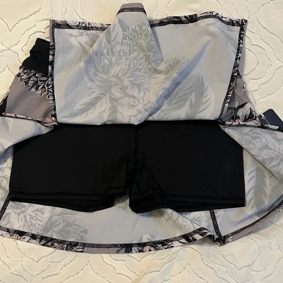 Golf shorts/skirt - Picture 7 of 7